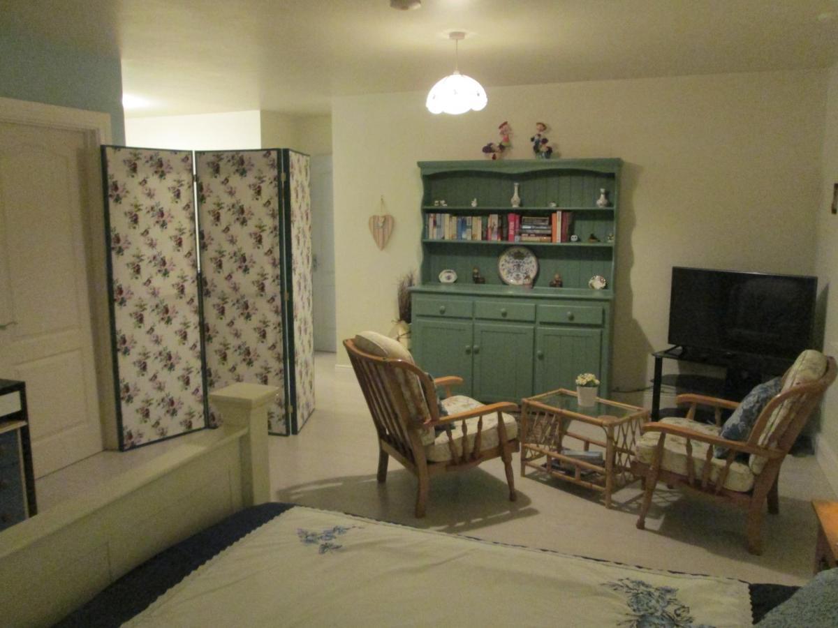 Ashford The Willow Room מראה חיצוני תמונה