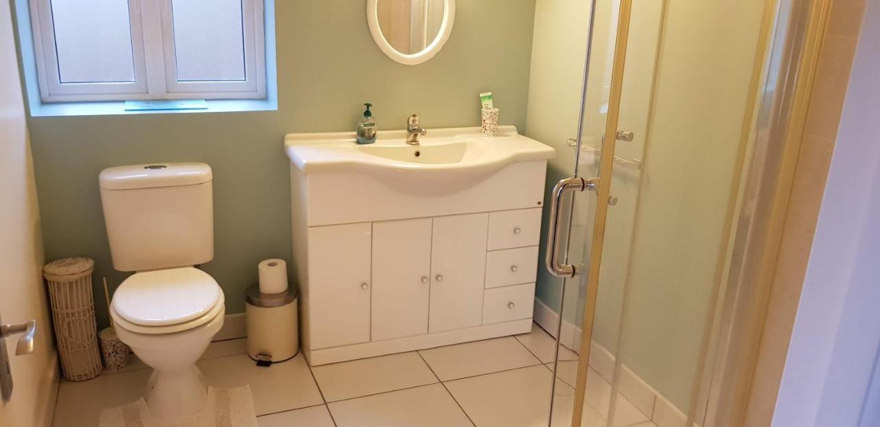 Ashford The Willow Room מראה חיצוני תמונה